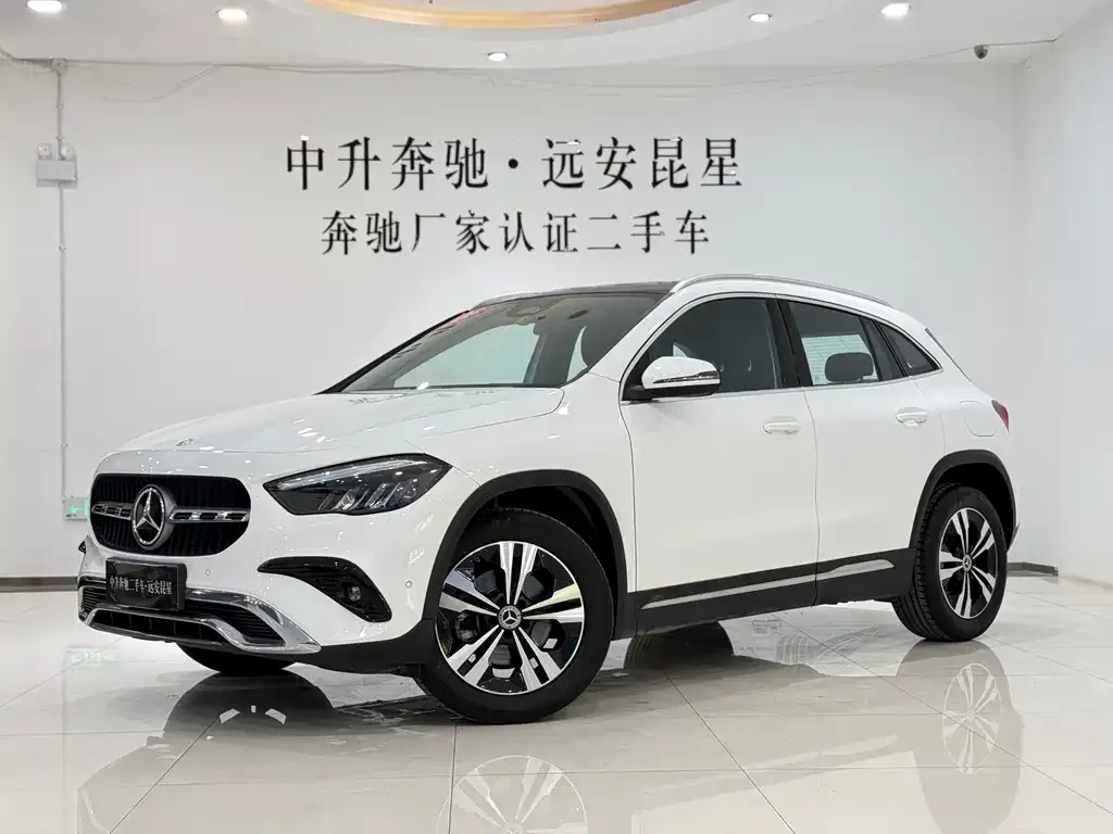 Mercedes-Benz GLA — фото 1