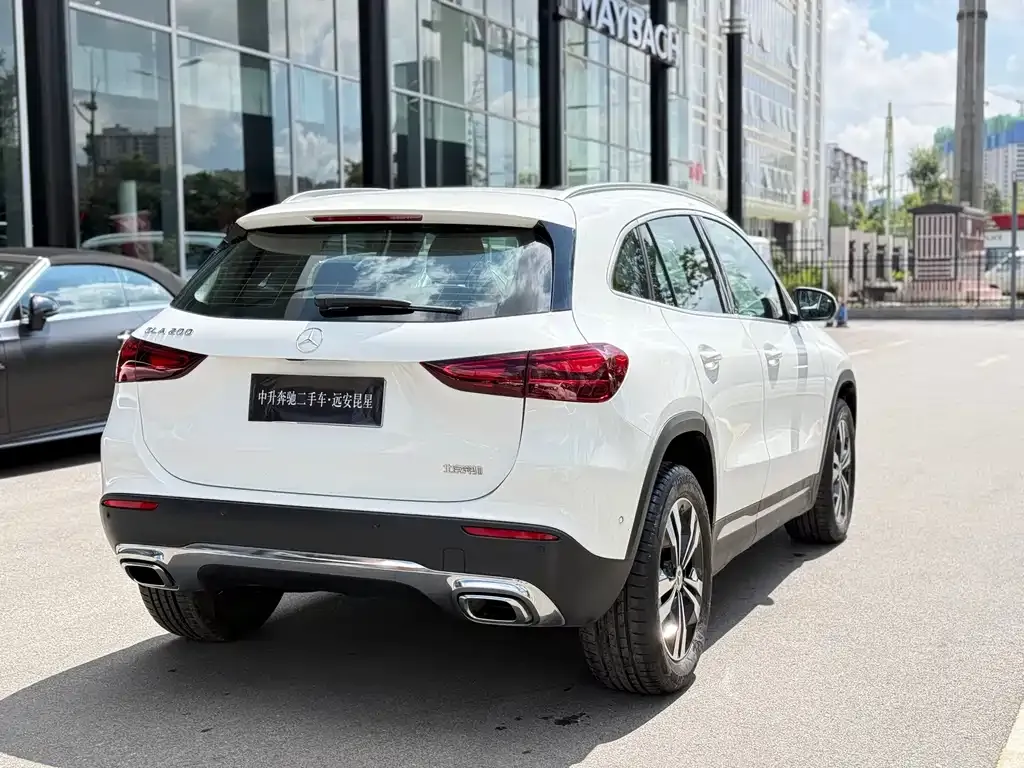 Mercedes-Benz GLA — фото 6