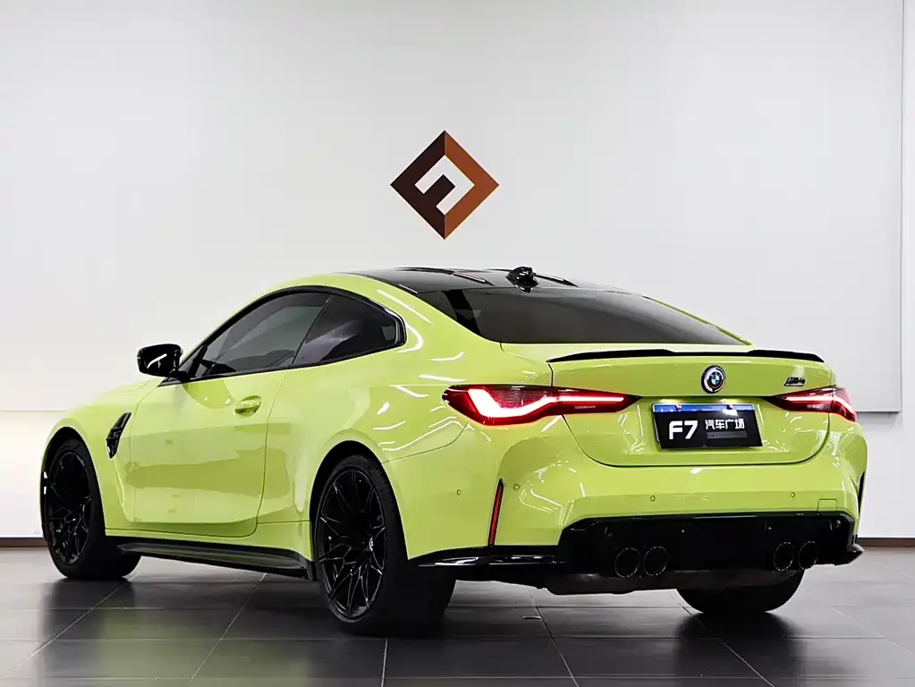 BMW M4 — фото 2