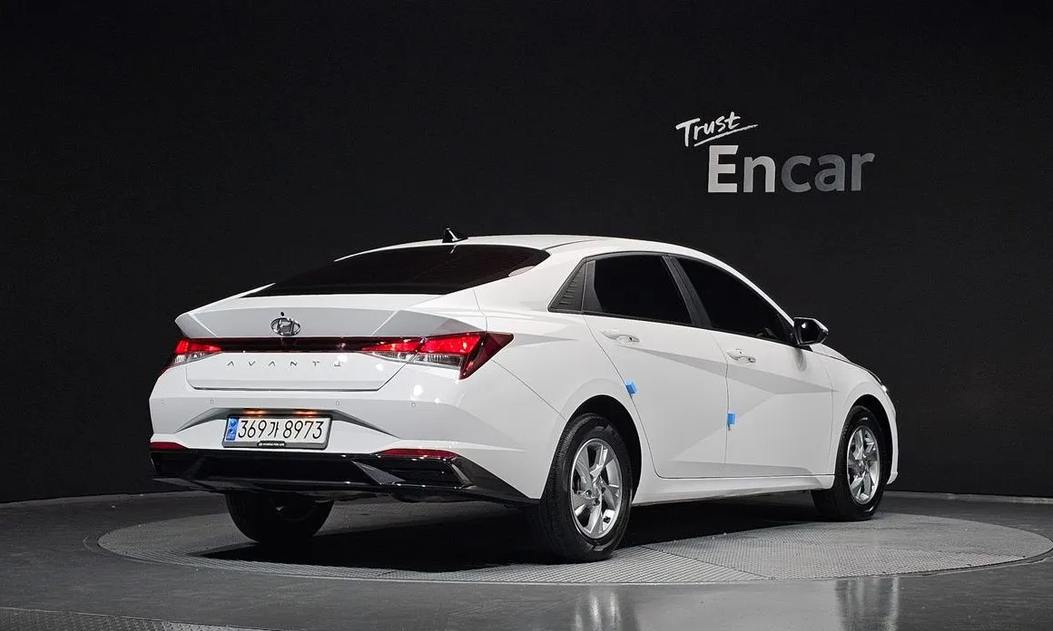 Hyundai AVANTE — фото 2