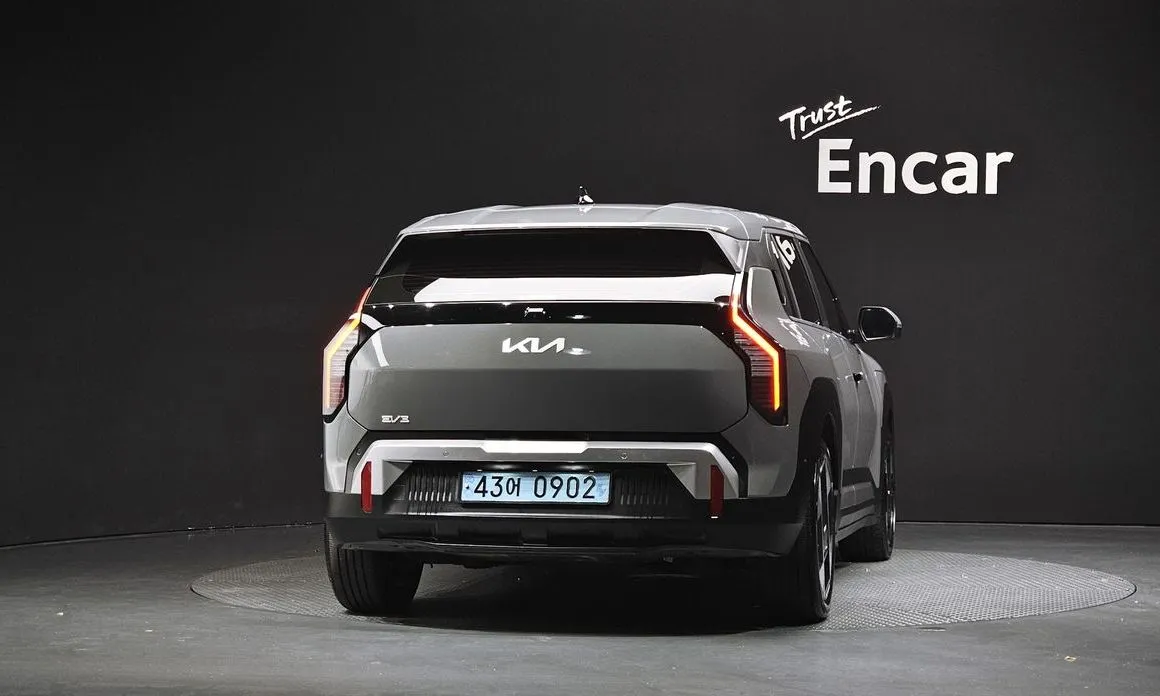 Kia EV3 — фото 3