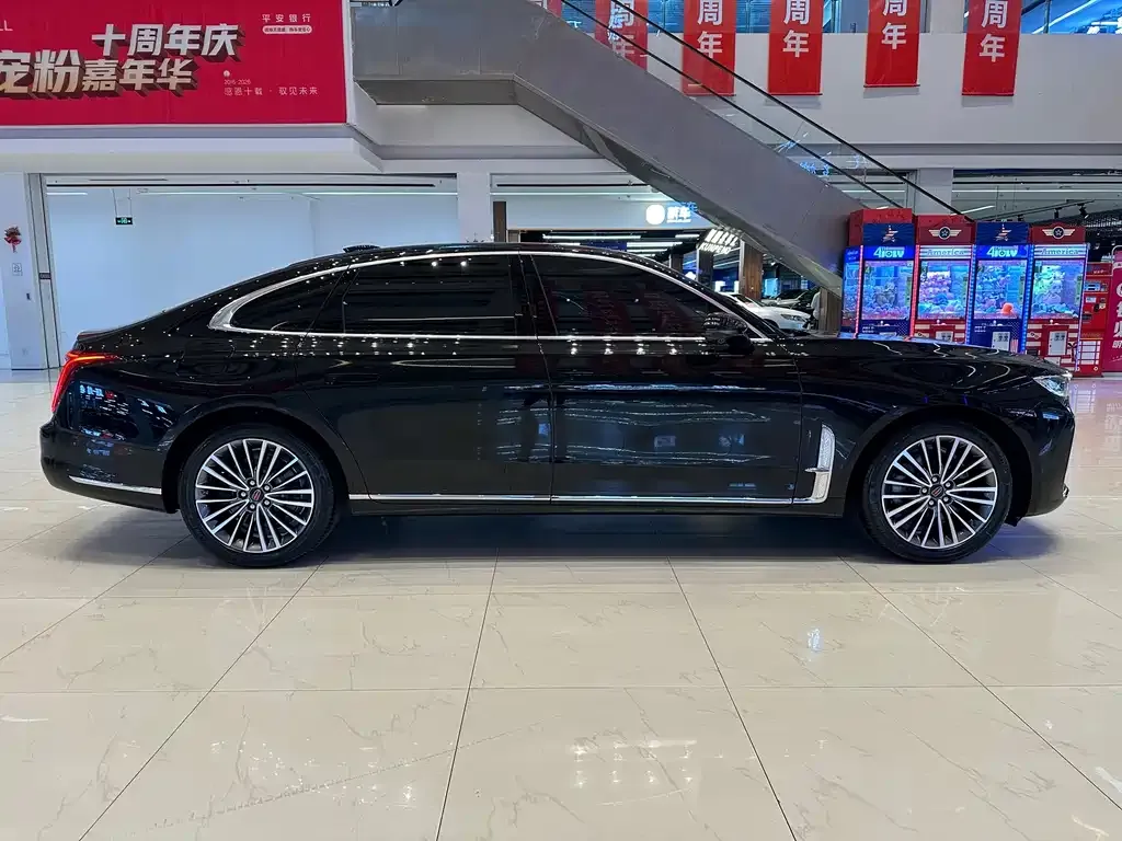 Hongqi H9 — фото 8