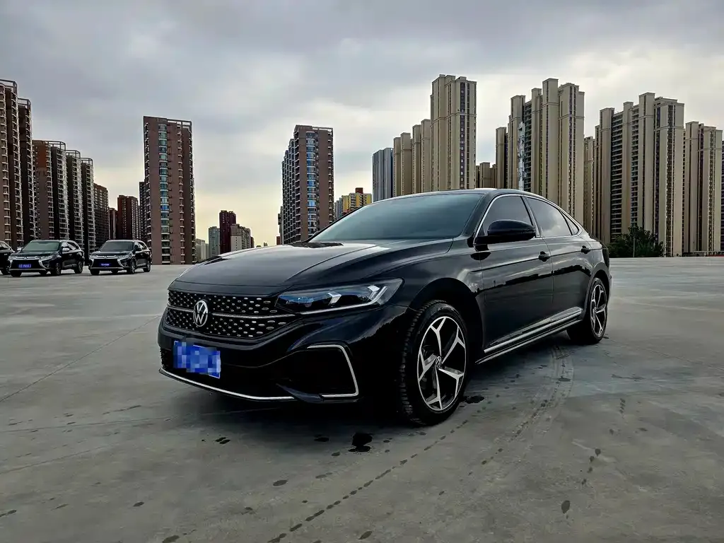 Volkswagen Passat — фото 2