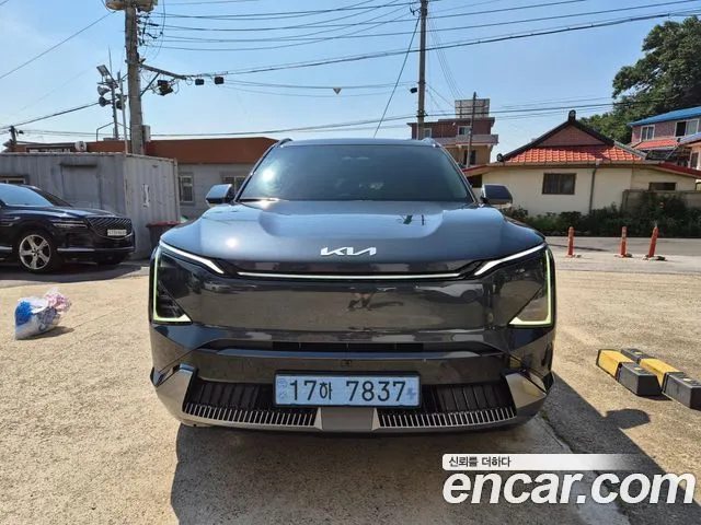 Kia EV5 — фото 1