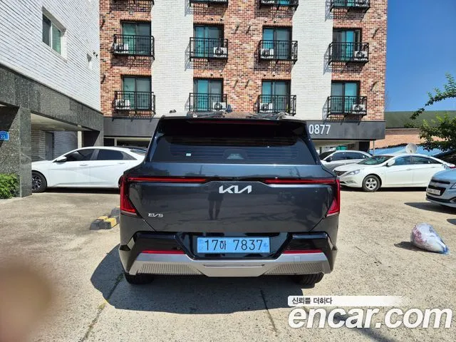 Kia EV5 — фото 8