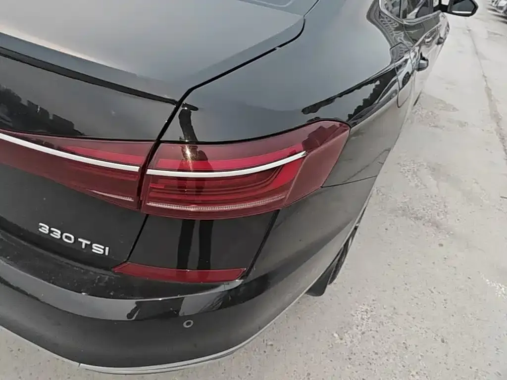 Volkswagen Passat — фото 7