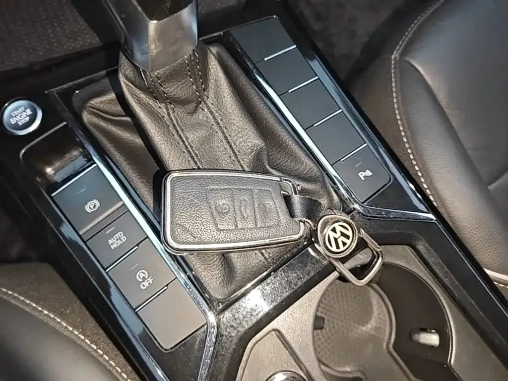 Volkswagen Passat — фото 8