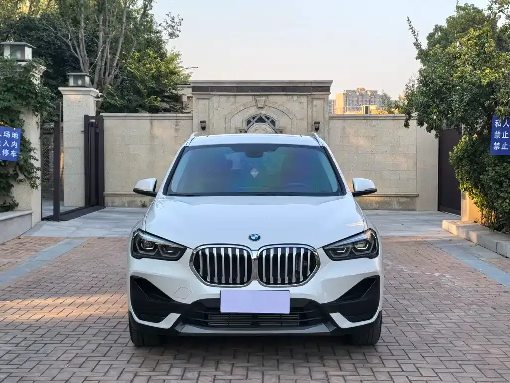 BMW X1 — фото 3