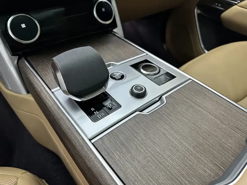 Land Rover Range Rover — фото 10