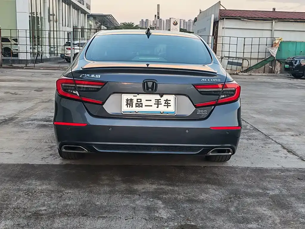 Honda Accord — фото 5