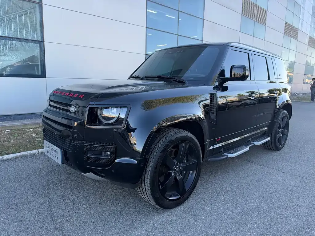 Land Rover Defender — фото 1