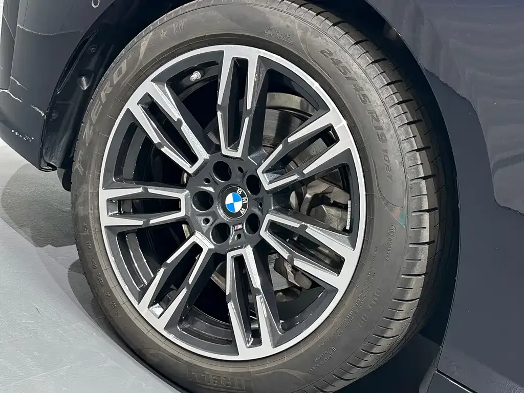 BMW 5 Series (Import) — фото 9