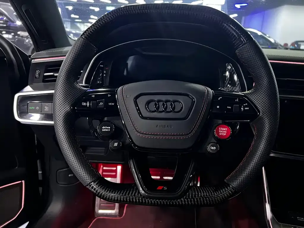 Audi A7L — фото 6