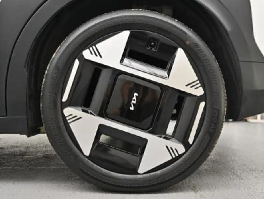 Kia EV3 — фото 5