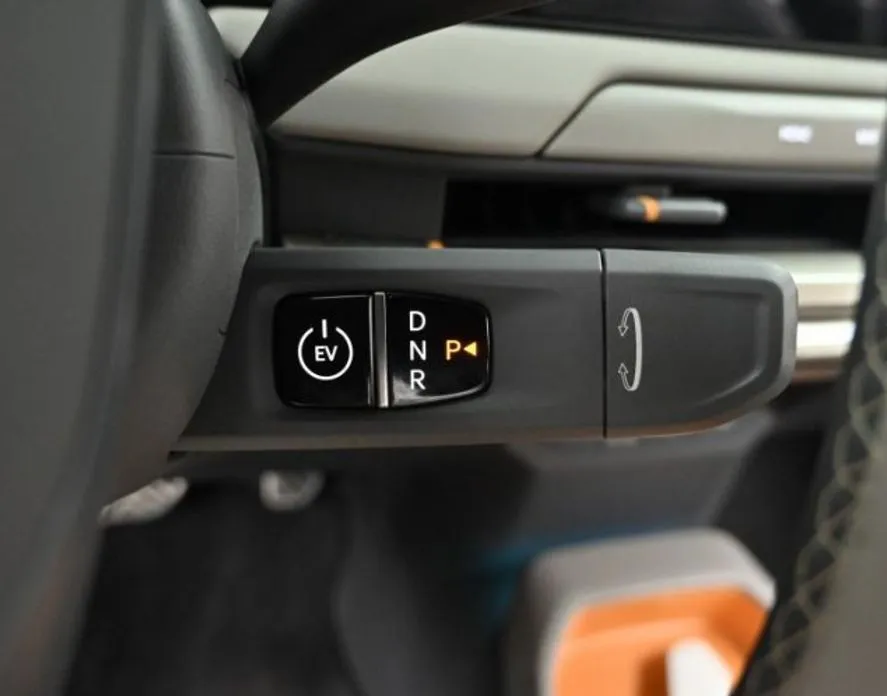 Kia EV3 — фото 4