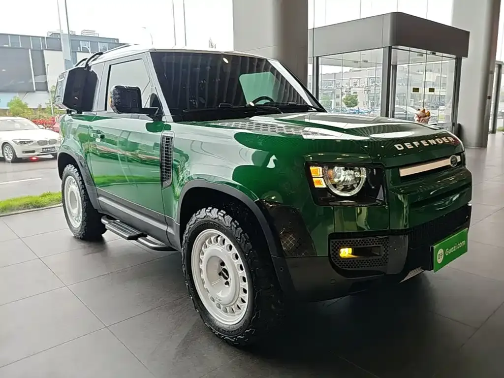 Land Rover Defender — фото 7