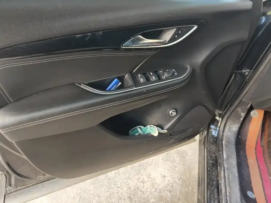 Buick Envision Plus — фото 4
