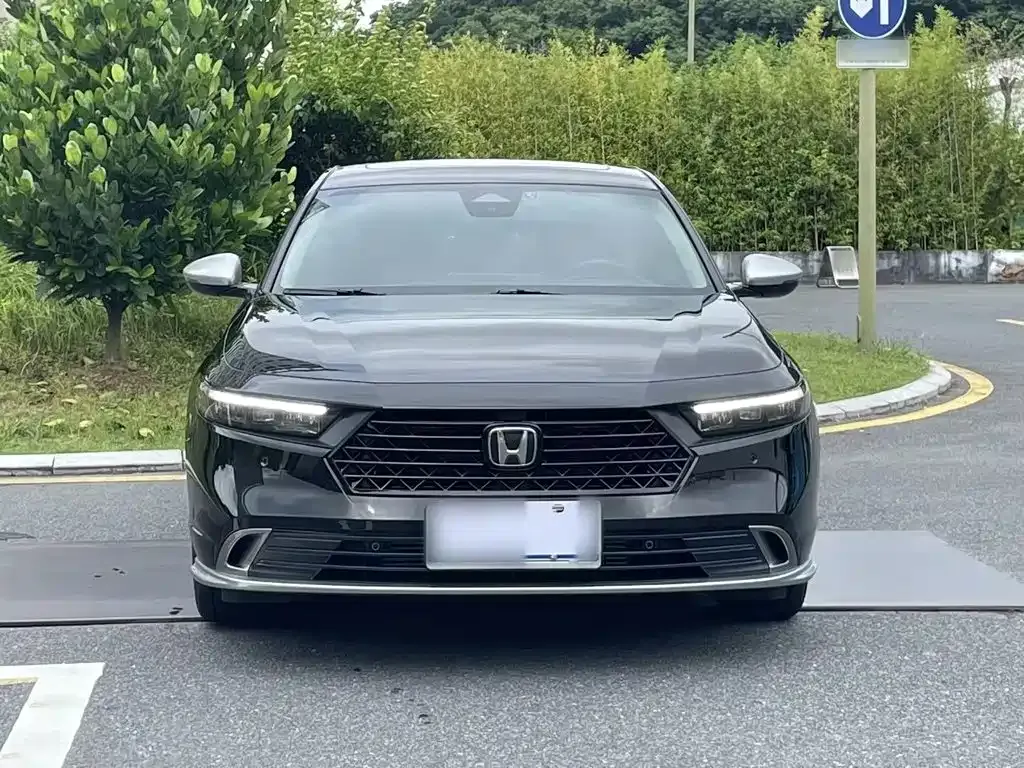 Honda Accord — фото 4