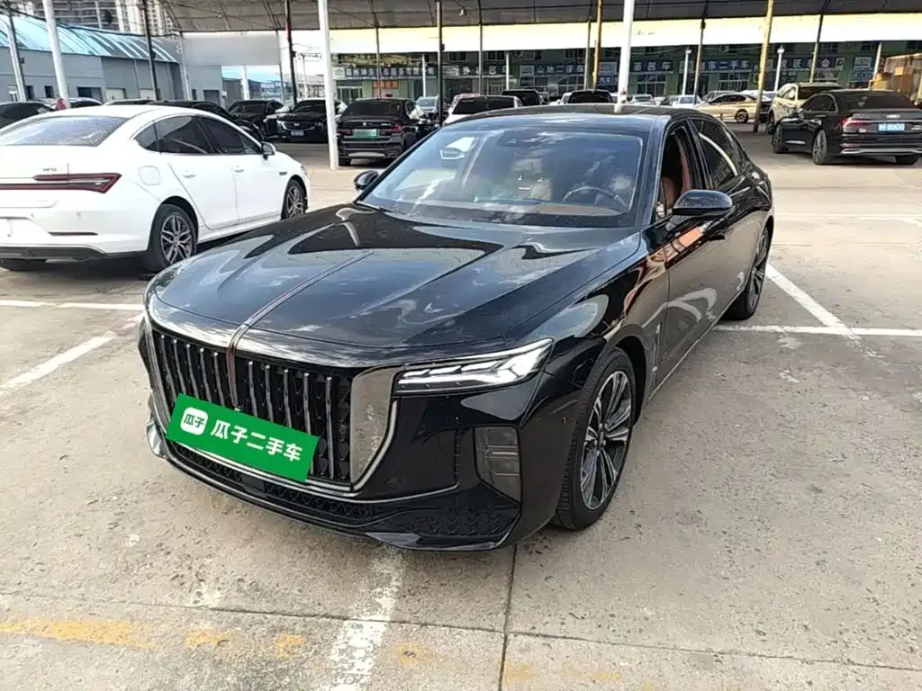 Hongqi H9 — фото 10