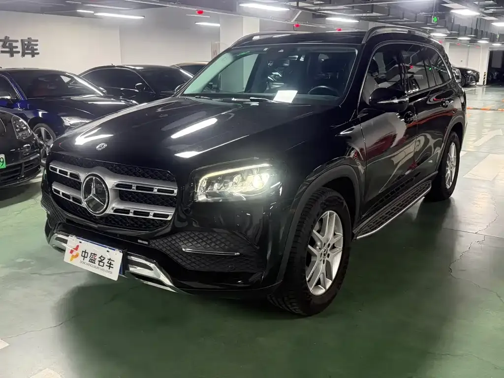 Mercedes-Benz GLS — фото 1