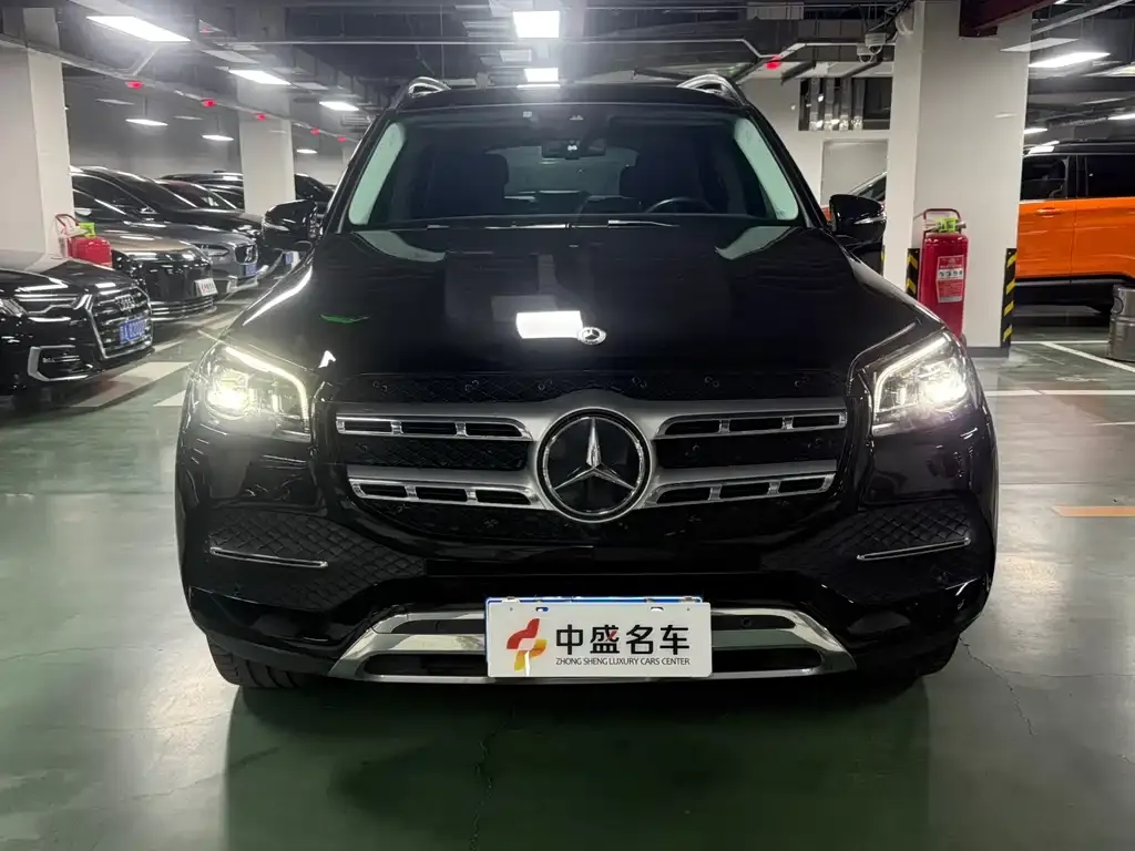 Mercedes-Benz GLS — фото 6