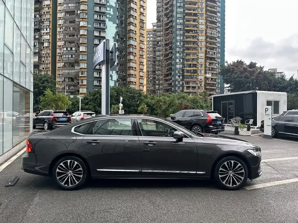 Volvo S90 — фото 10