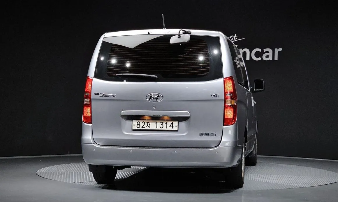 Hyundai Starex — фото 2
