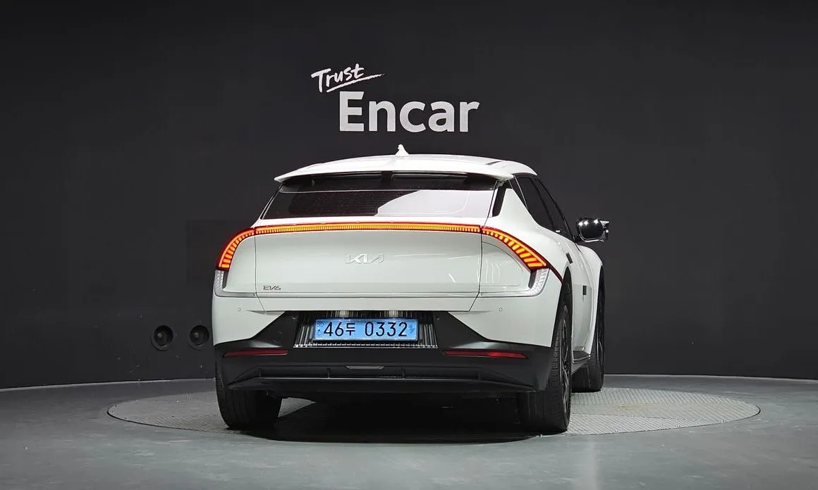 Kia EV6 — фото 3