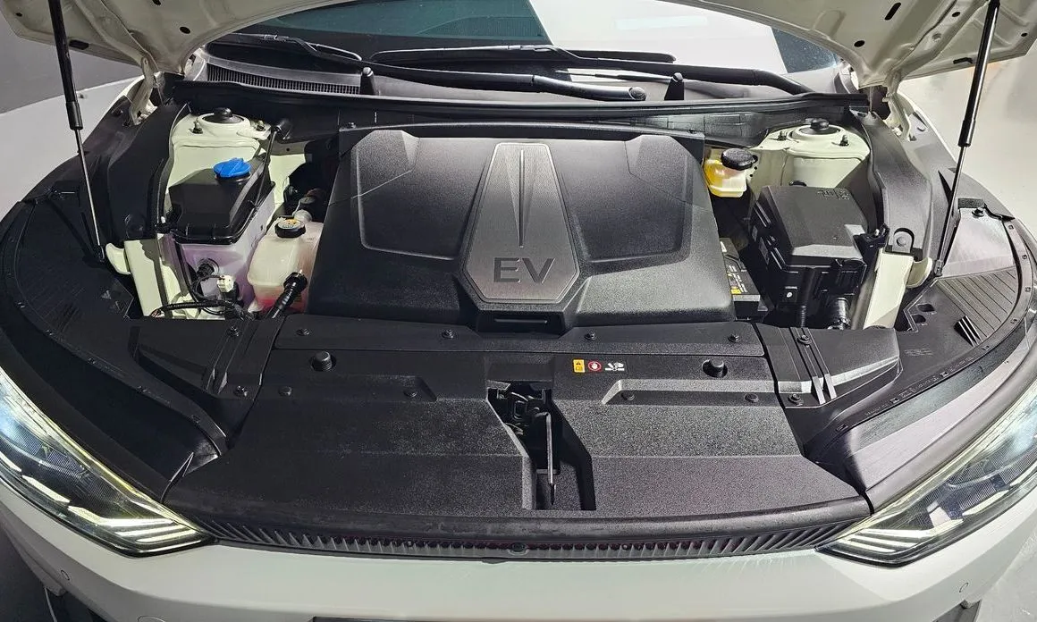 Kia EV6 — фото 10