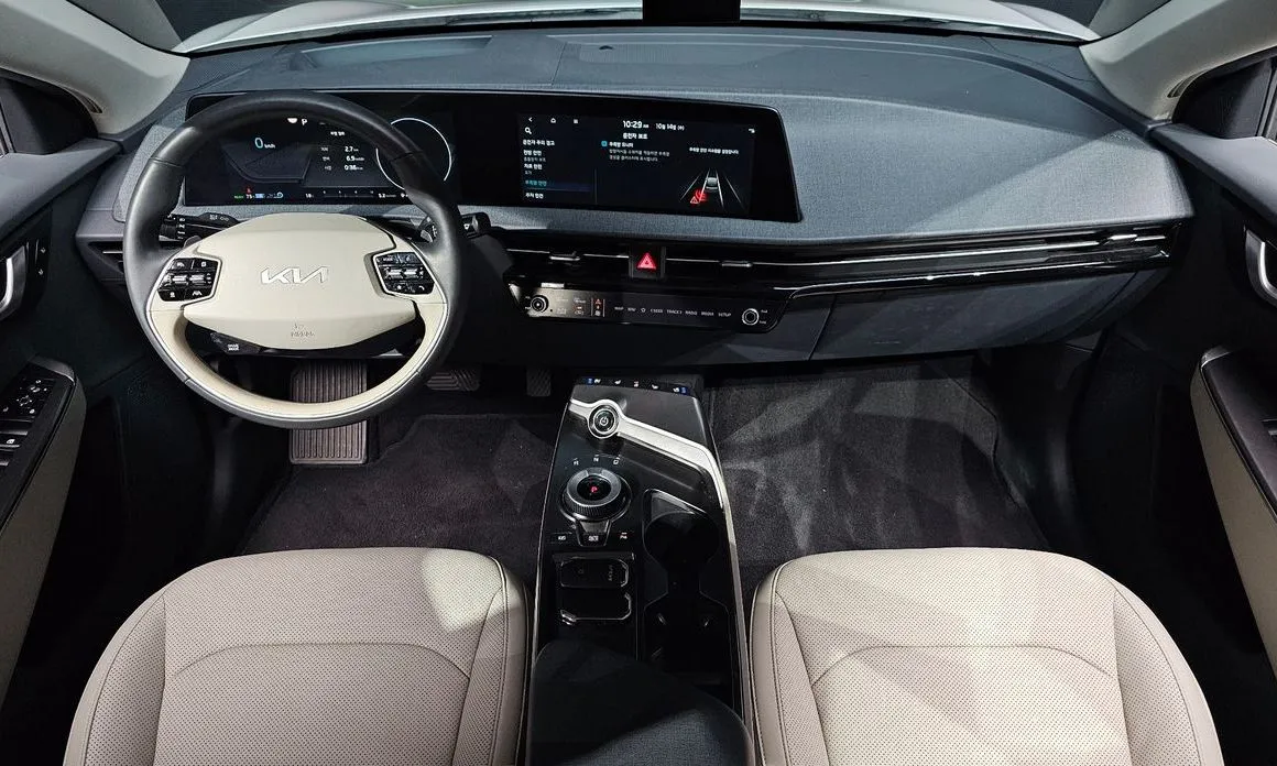 Kia EV6 — фото 8