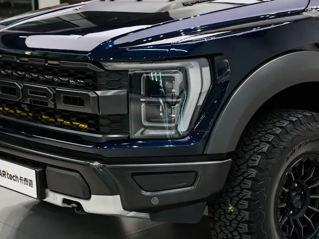 Ford F-150 Raptor — фото 8