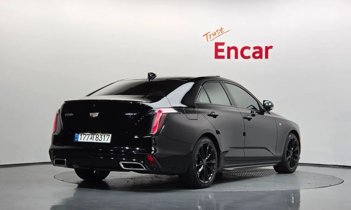 Cadillac CT4 — фото 4