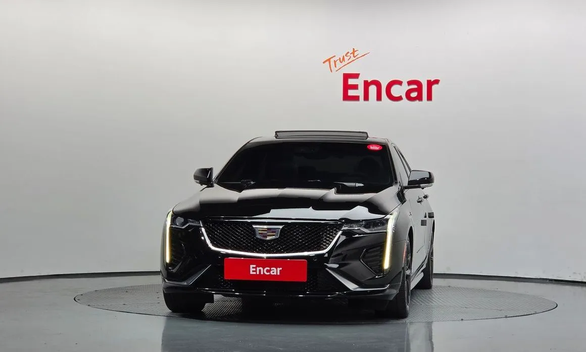 Cadillac CT4 — фото 2