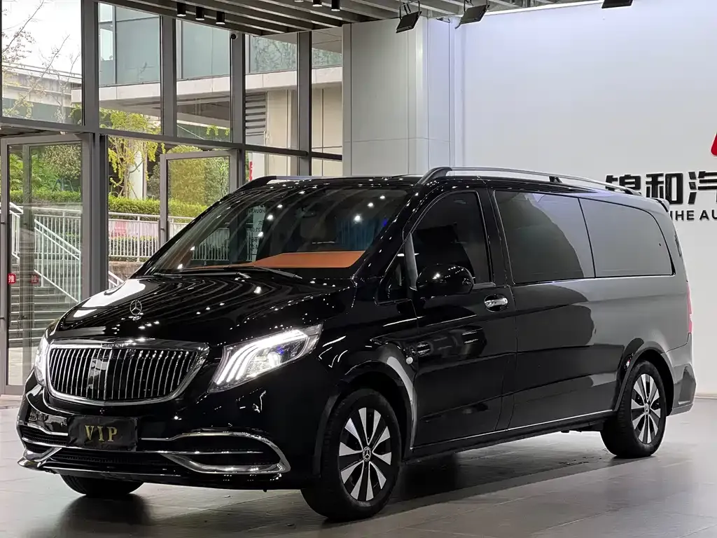 Mercedes-Benz Vito — фото 1