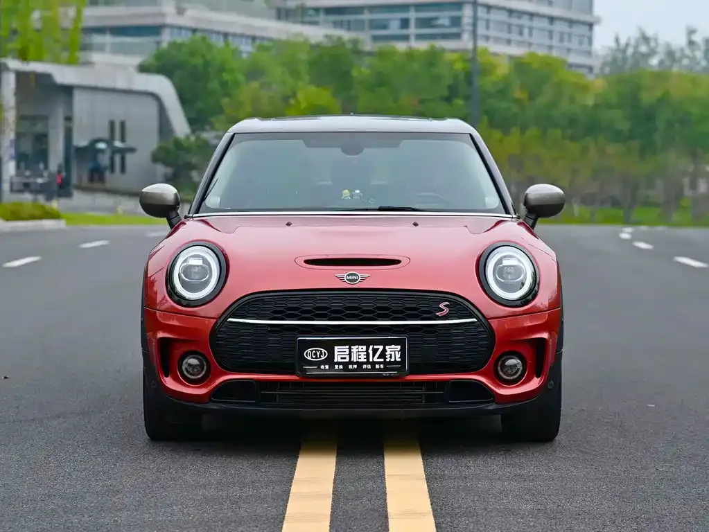 MINI Clubman — фото 10