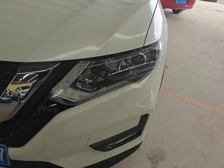 Nissan X-Trail — фото 2