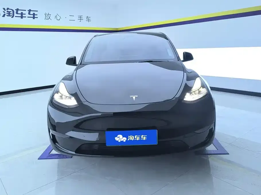 Tesla Model Y — фото 7
