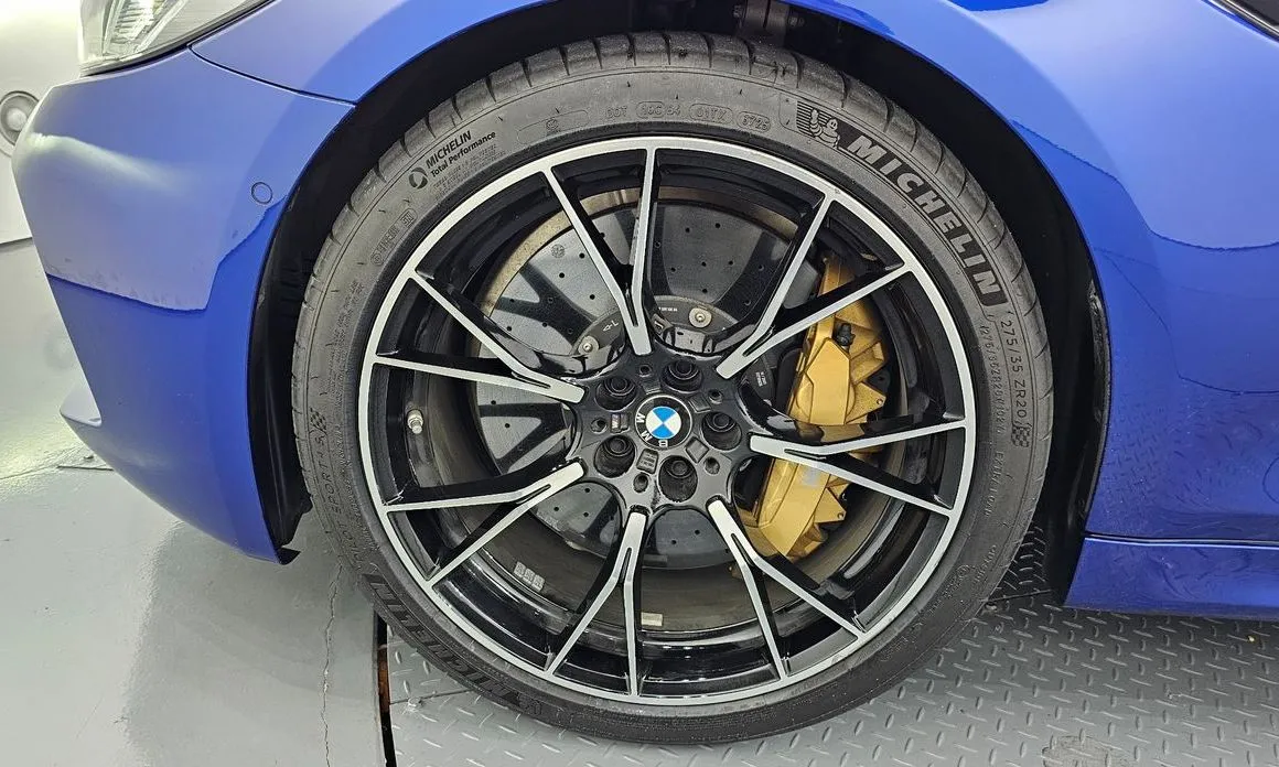 BMW M5 — фото 10