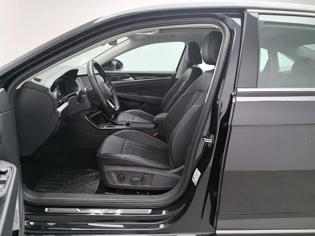 Volkswagen Passat — фото 7