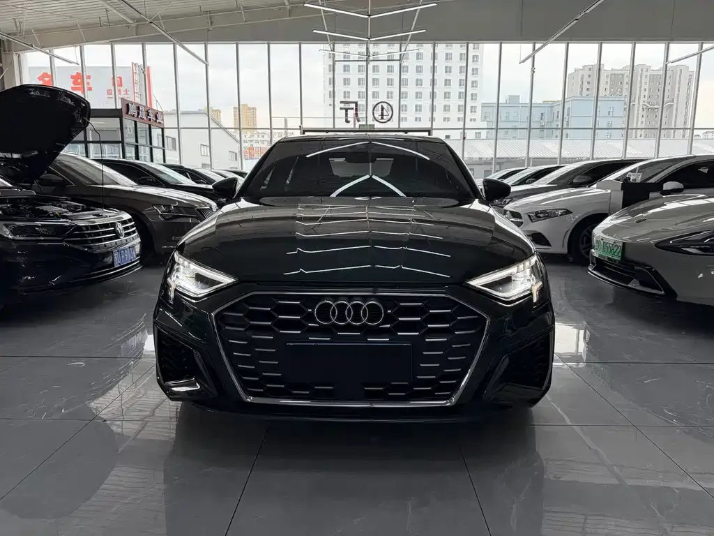 Audi A3 — фото 2