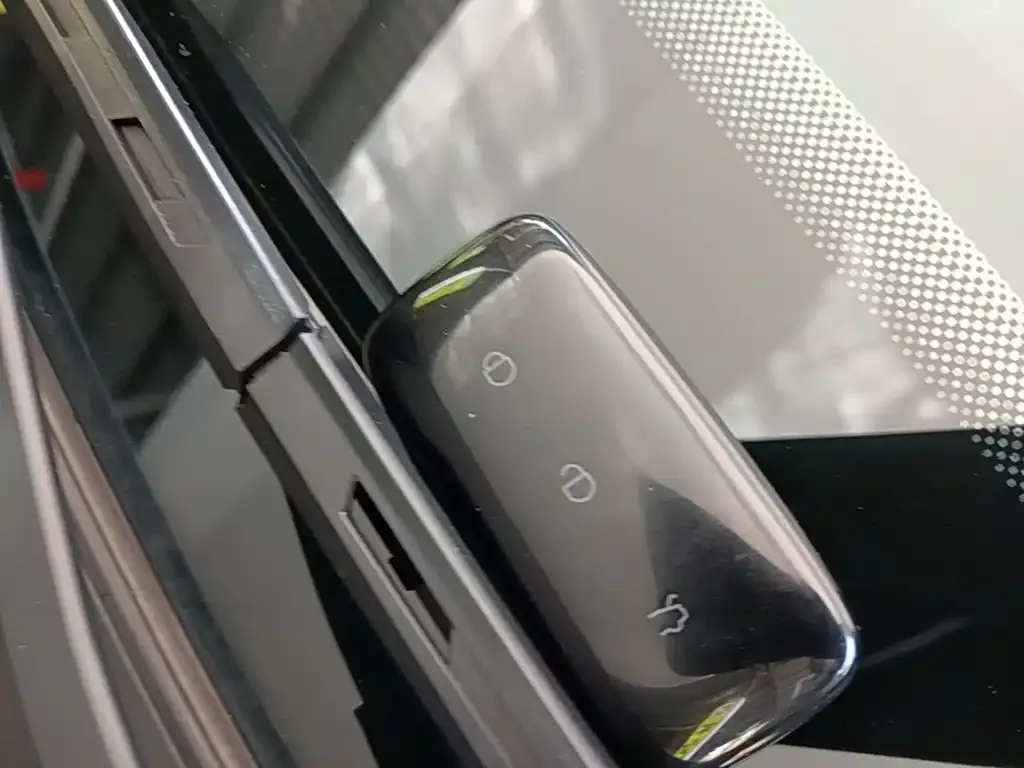 Geely Galaxy L6 — фото 2