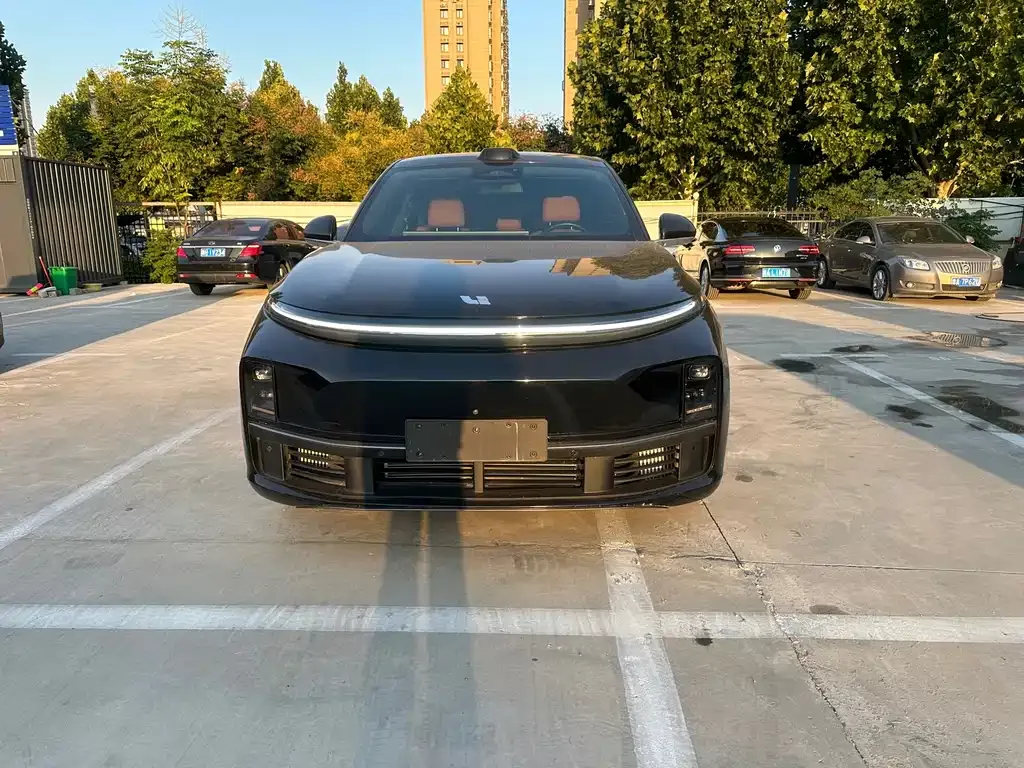 Li Auto L7 — фото 4