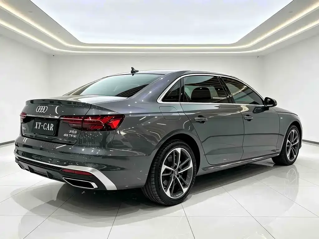 Audi A4L — фото 2