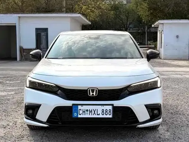Honda Civic — фото 7