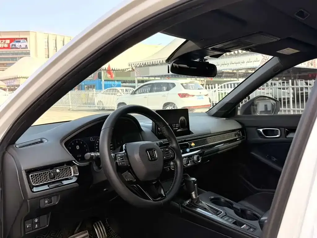 Honda Civic — фото 3