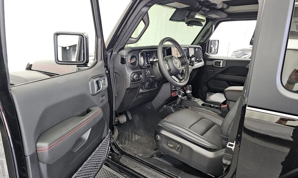 Jeep Wrangler — фото 10