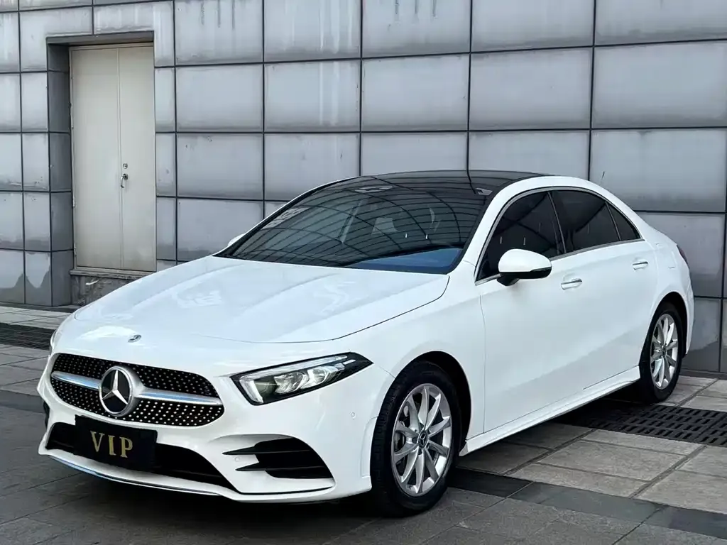 Mercedes-Benz A-Class — фото 1