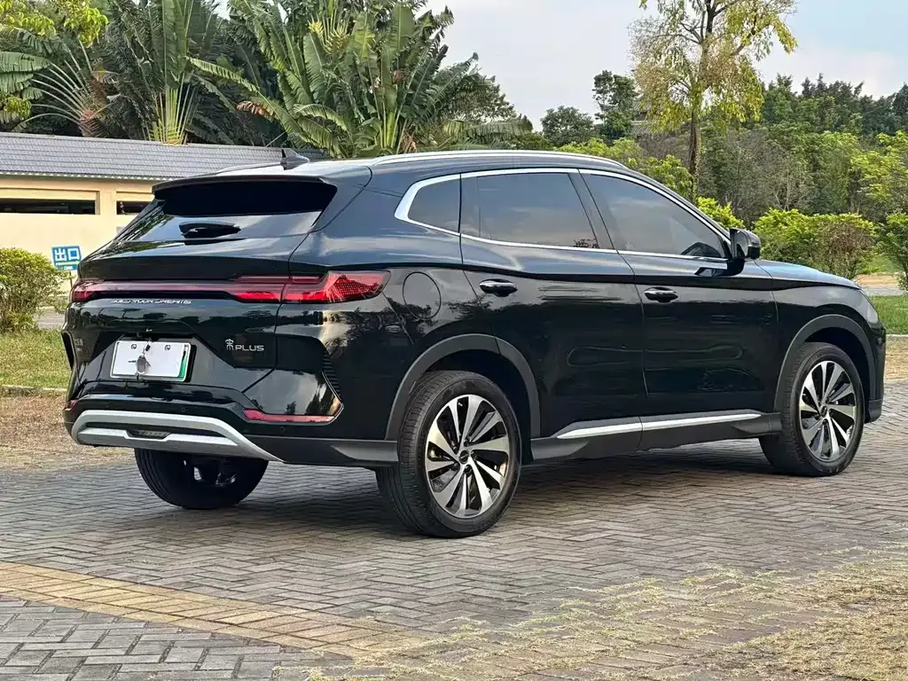 BYD PLUS New Energy — фото 10