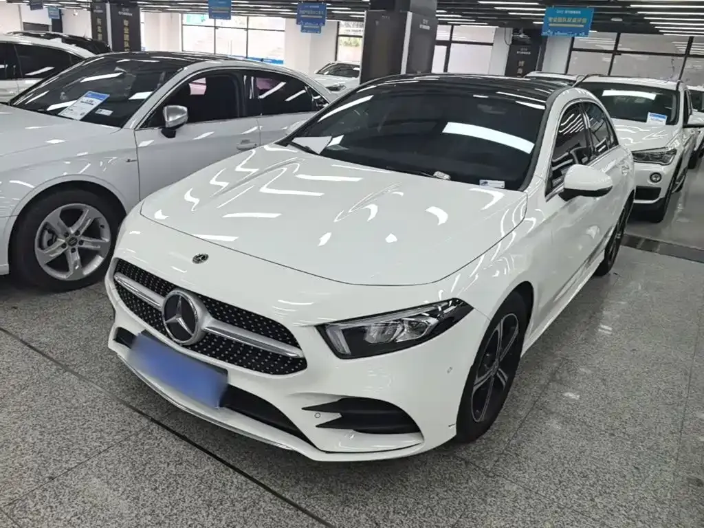 Mercedes-Benz A-Class — фото 1