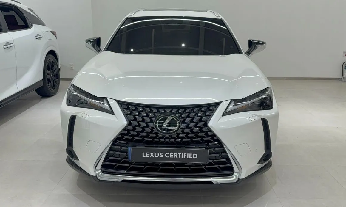 Lexus UX — фото 4